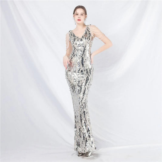Star Studded Sequin Gown Golden / Large