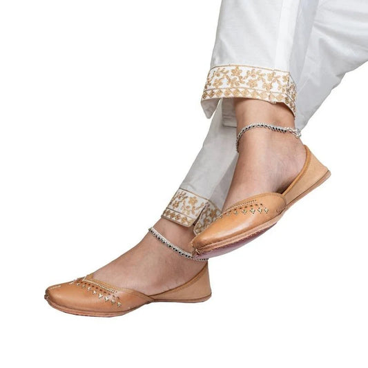 Womens Leather Juti-Beige